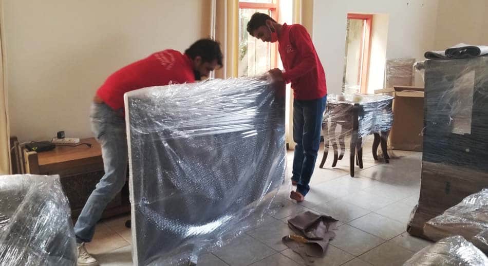 moving services in dubai